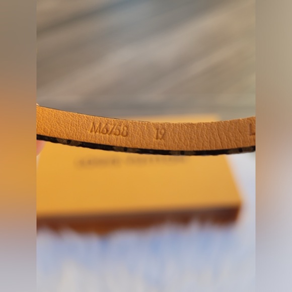 Say Yes LV Bracelet (Size 19) - Picture 8 of 14